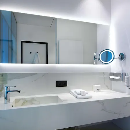 Damier Hotel 4*