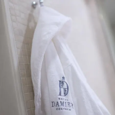 Damier 4*